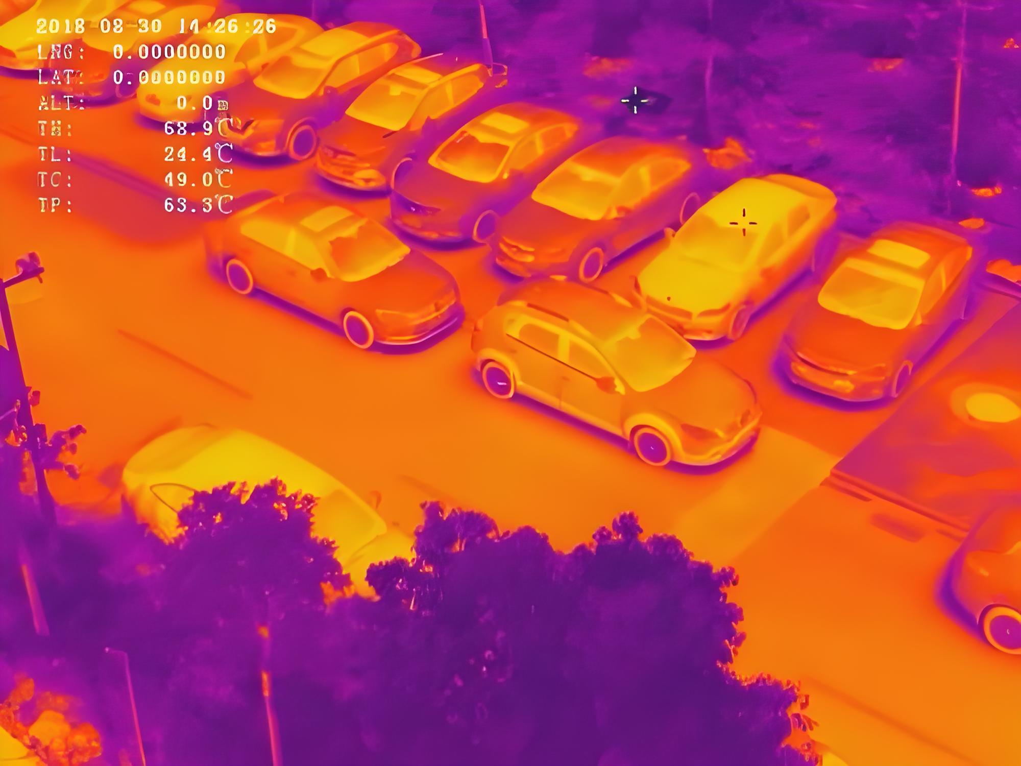 红外 车辆.jpg